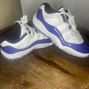 Air Jordan 11 Retro Low (PS) - Concord Sketch